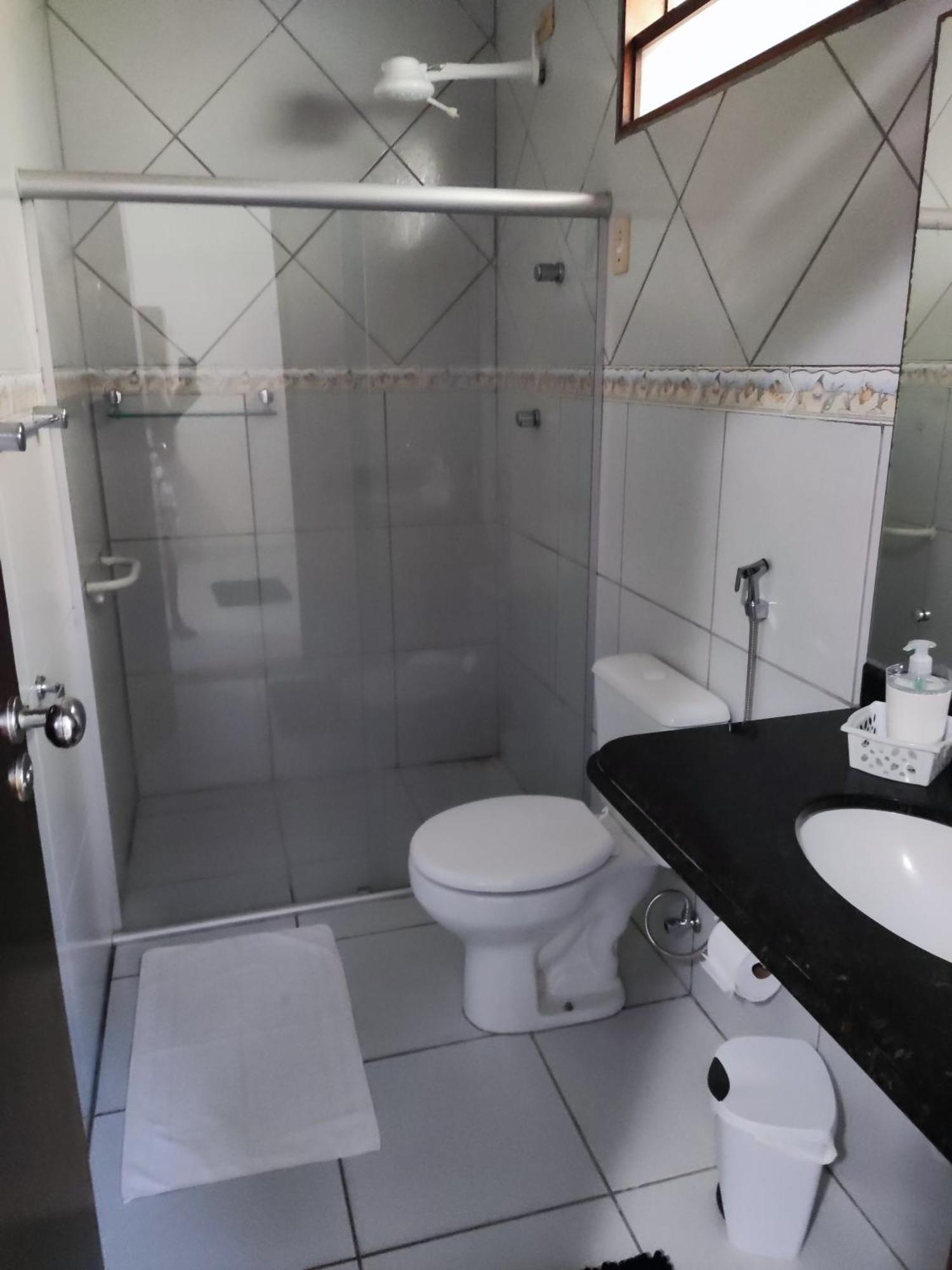 Guest house E E J Residencia A 200 Metros Da Do Bessa *