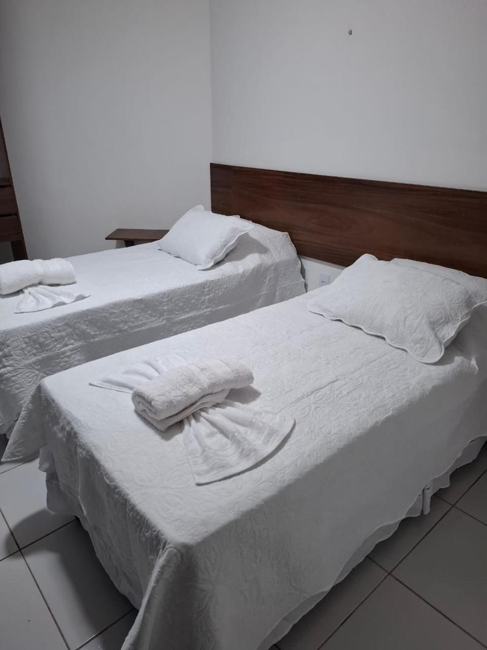 E E J Residencia A 200 Metros Da Do Bessa Pensión