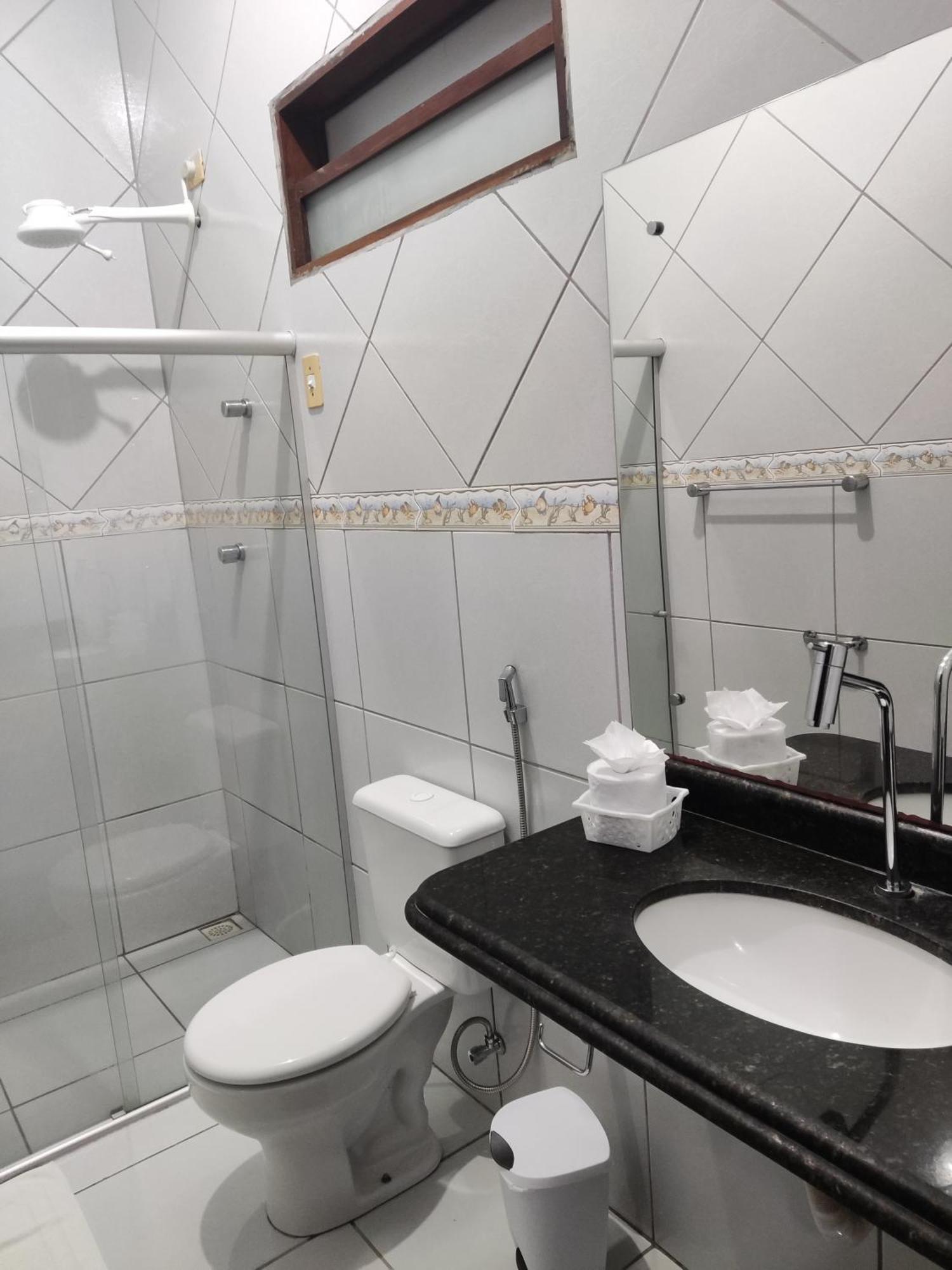 E E J Residencia A 200 Metros Da Do Bessa Pensión